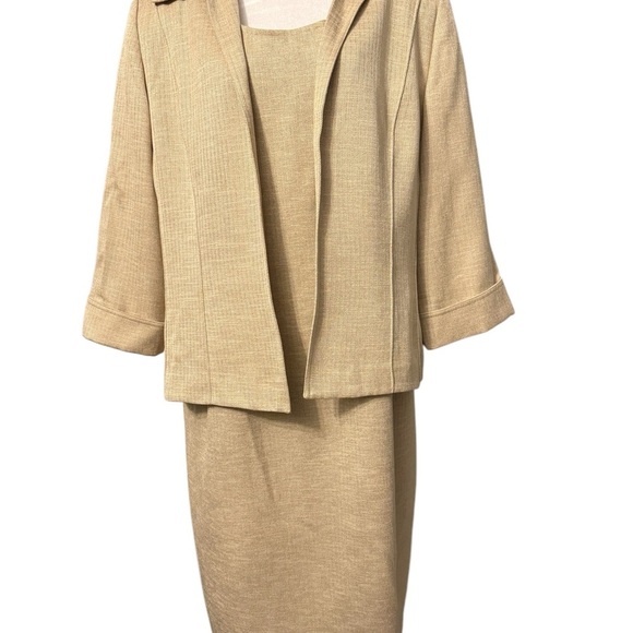 Elegant Tan Women's dress & jacket - Picture 1 of 14